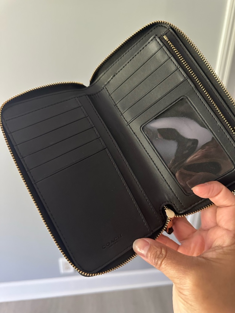 Coach Medium Id Zip Wallet - Picture 7 of 14